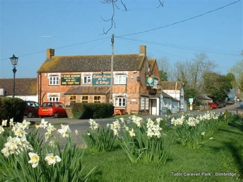 slimbridge caravan park